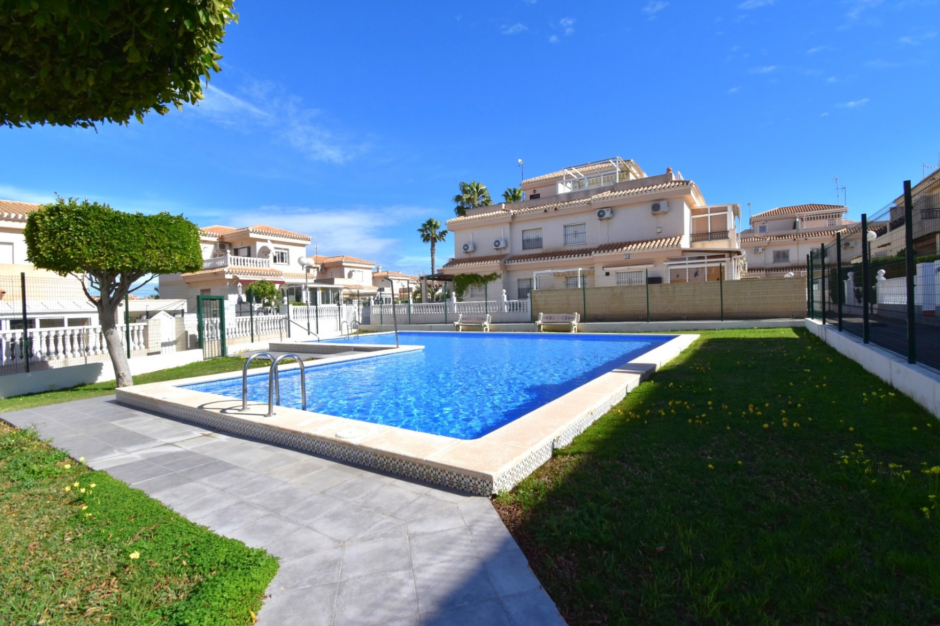 Videresalg - Rekkehus - Orihuela Costa - Playa Flamenca