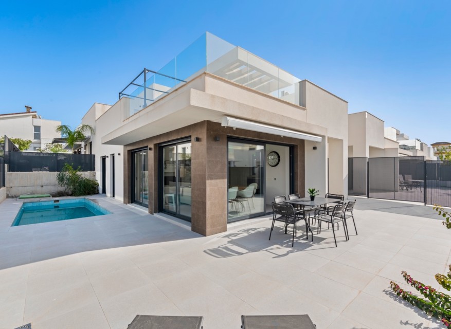 Videresalg - Tomannsbolig - La Marina - La Marina - Urbanisering