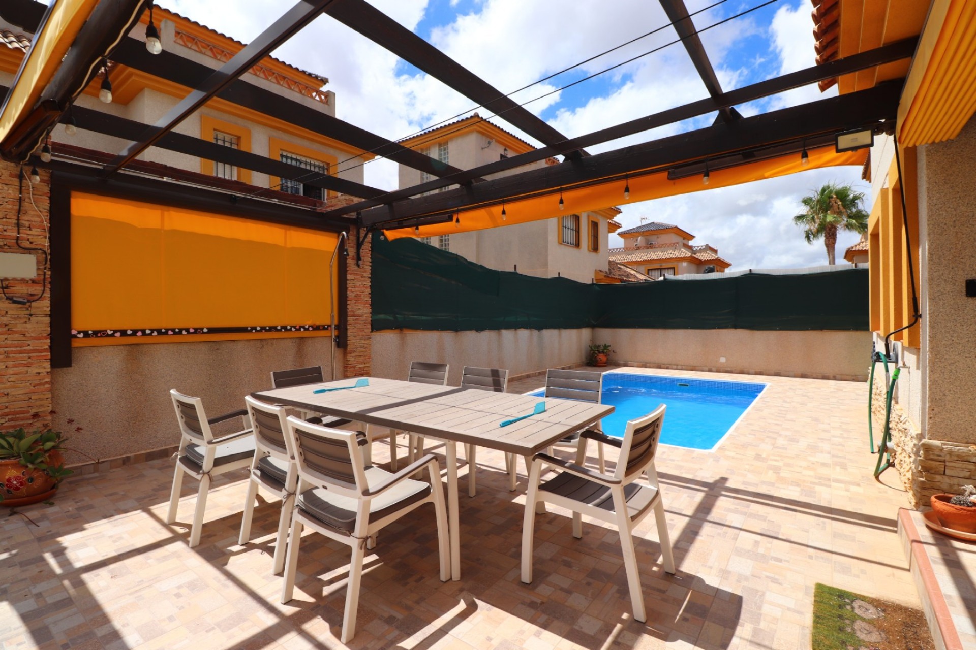 Videresalg - Tomannsbolig - Los Montesinos - La Herrada