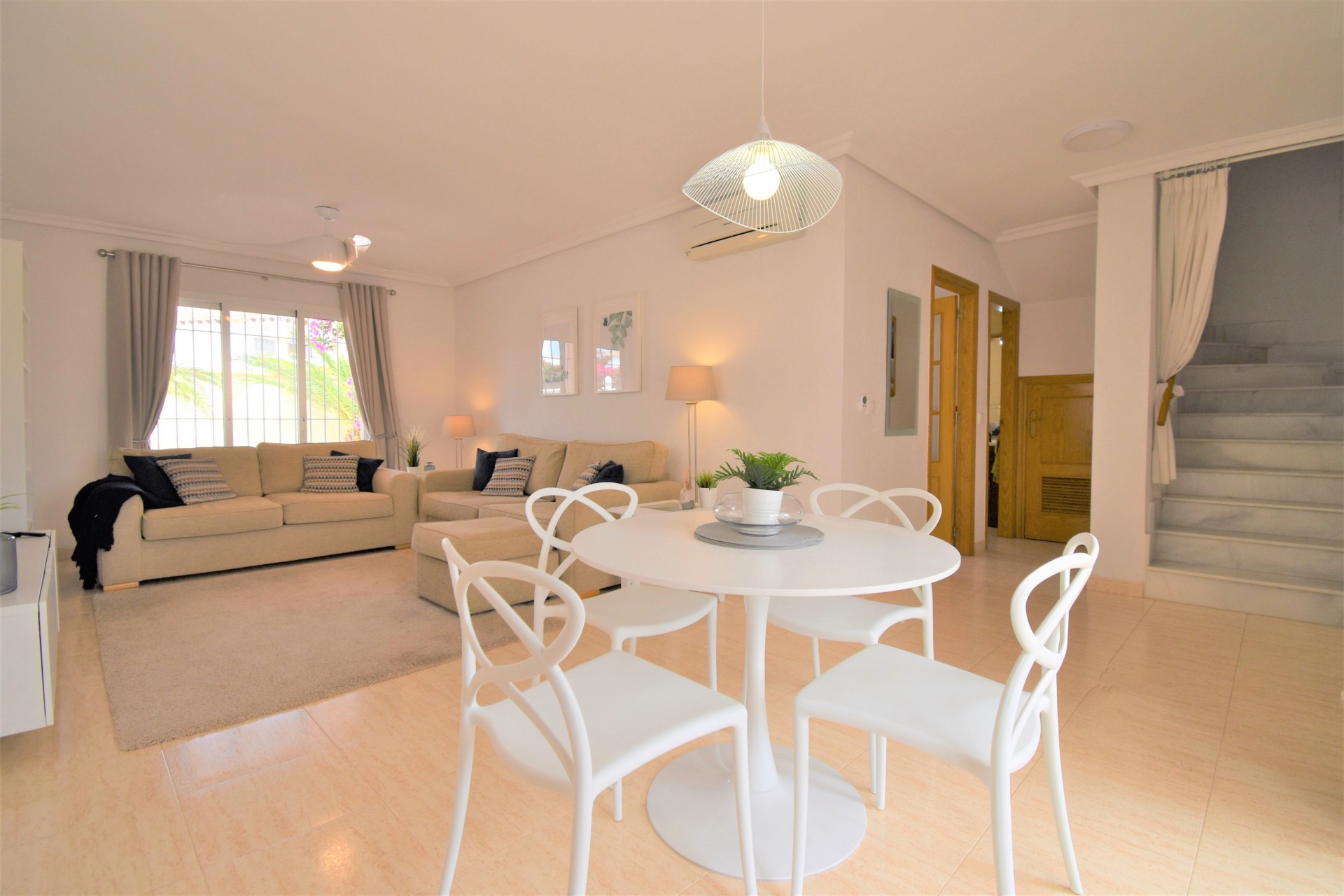 Videresalg - Tomannsbolig - Orihuela Costa - Playa Flamenca