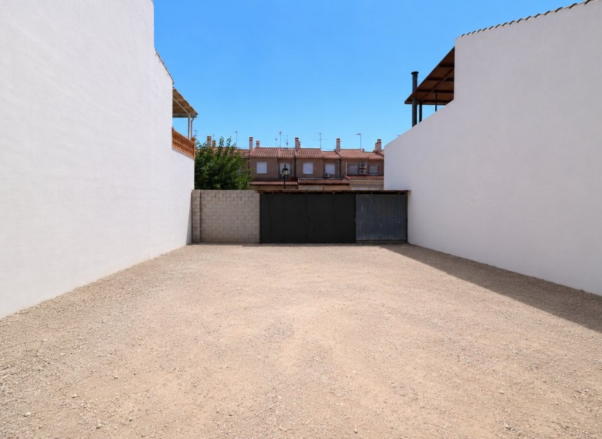 Videresalg - Tomt - Formentera del Segura - Formentera - Landsby