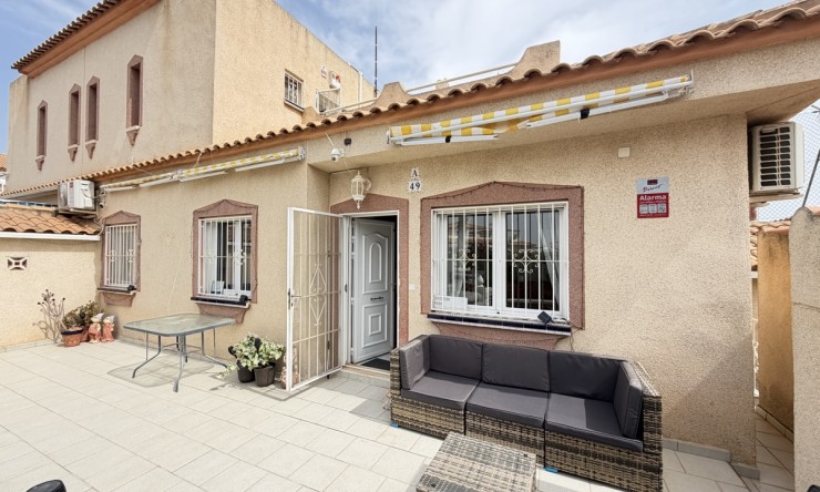 Vierkante Villa - Wederverkoop - Orihuela Costa - La Florida