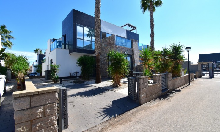 Villa Cuádruple - Reventa - Orihuela Costa - Lomas de Cabo Roig