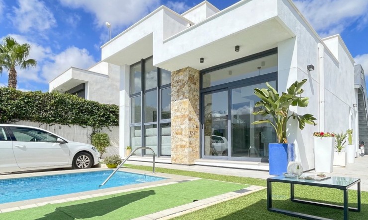 Villa - La Revente - Ciudad Quesada - CBB-12594
