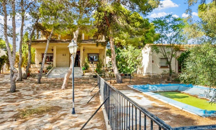 Villa - La Revente - Orihuela Costa - MOVR-13931