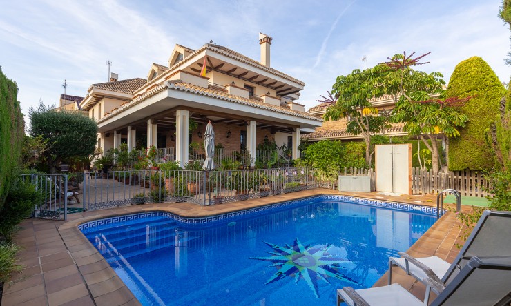 Villa - La Revente - Torrevieja - BEN-57049