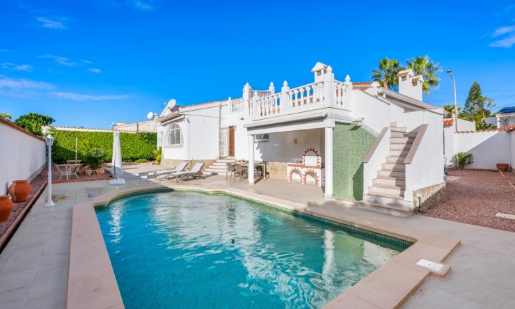 Vrijstaande Villa - Wederverkoop - Ciudad Quesada - Ciudad Quesada - Stad