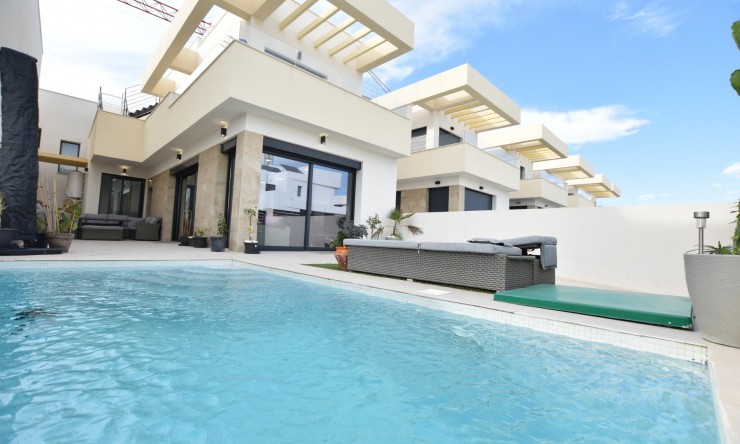 Vrijstaande Villa - Wederverkoop - Los Montesinos - La Herrada