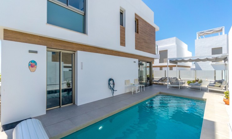 Vrijstaande Villa - Wederverkoop - Orihuela Costa - Villamartin