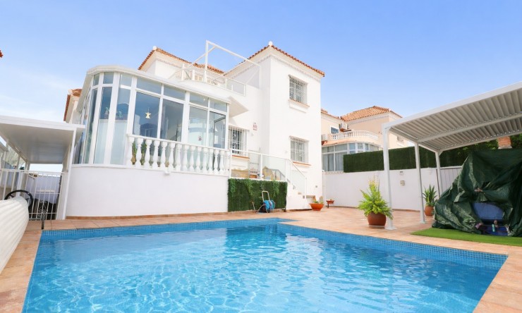Vrijstaande Villa - Wederverkoop - Orihuela Costa - Villamartin