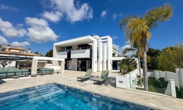 Vrijstaande Villa - Wederverkoop - Orihuela Costa - Villamartin