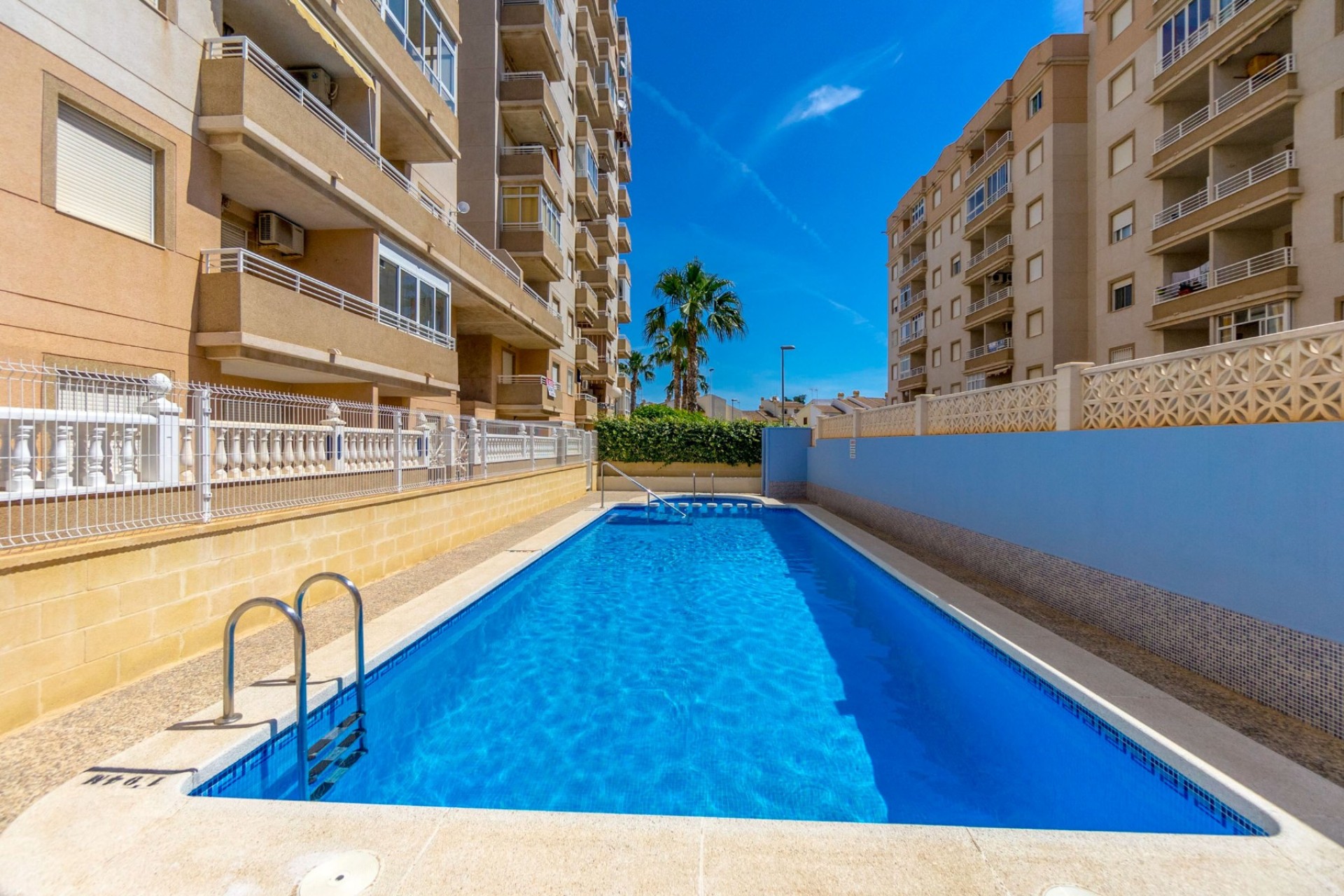 Wederverkoop - Appartement - Torrevieja - Torrevieja - Centre
