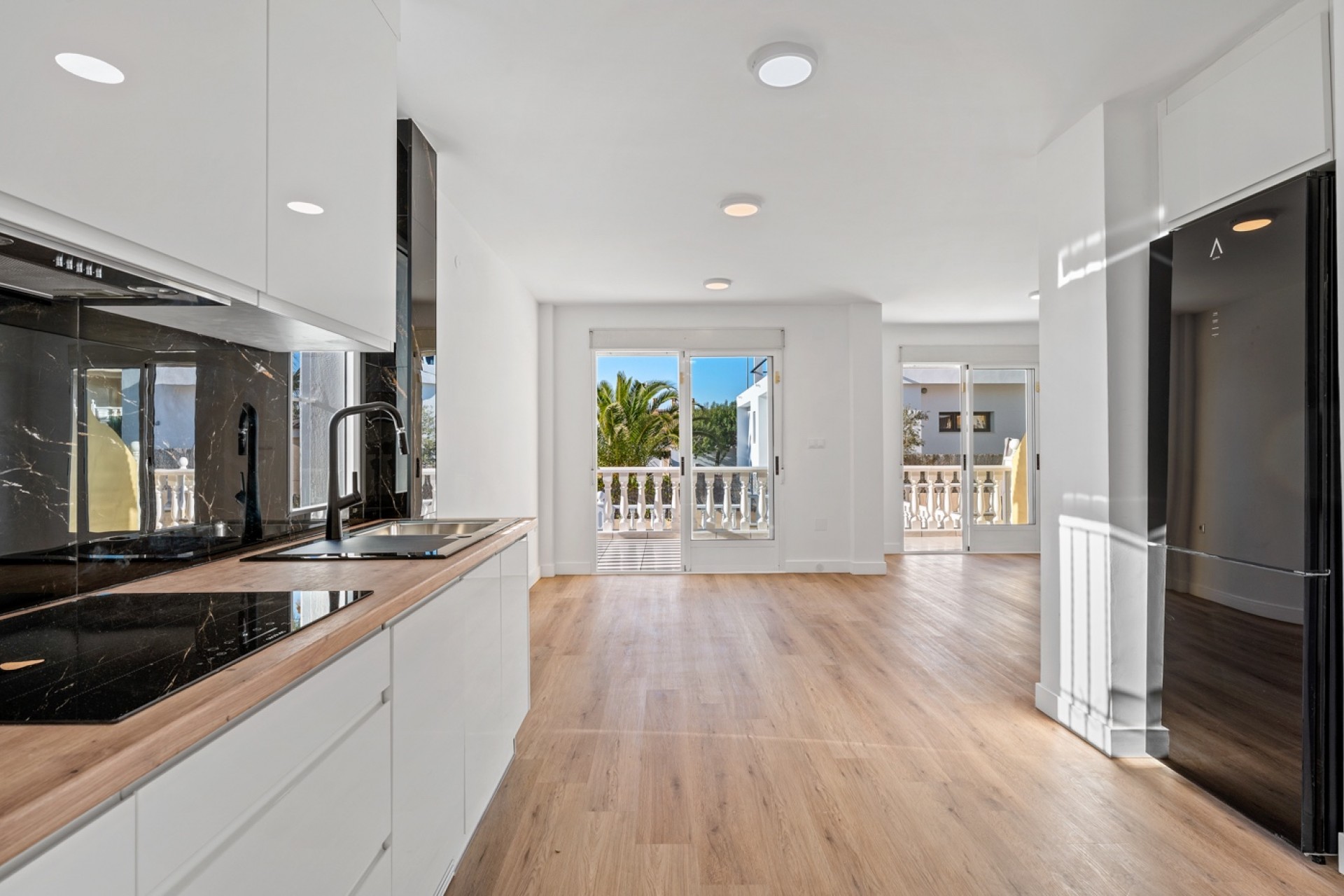 Wederverkoop - Halfvrijstaand - Benimar - Benimar II