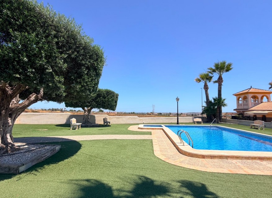 Wederverkoop - Halfvrijstaand - Los Montesinos - Montesol Villas