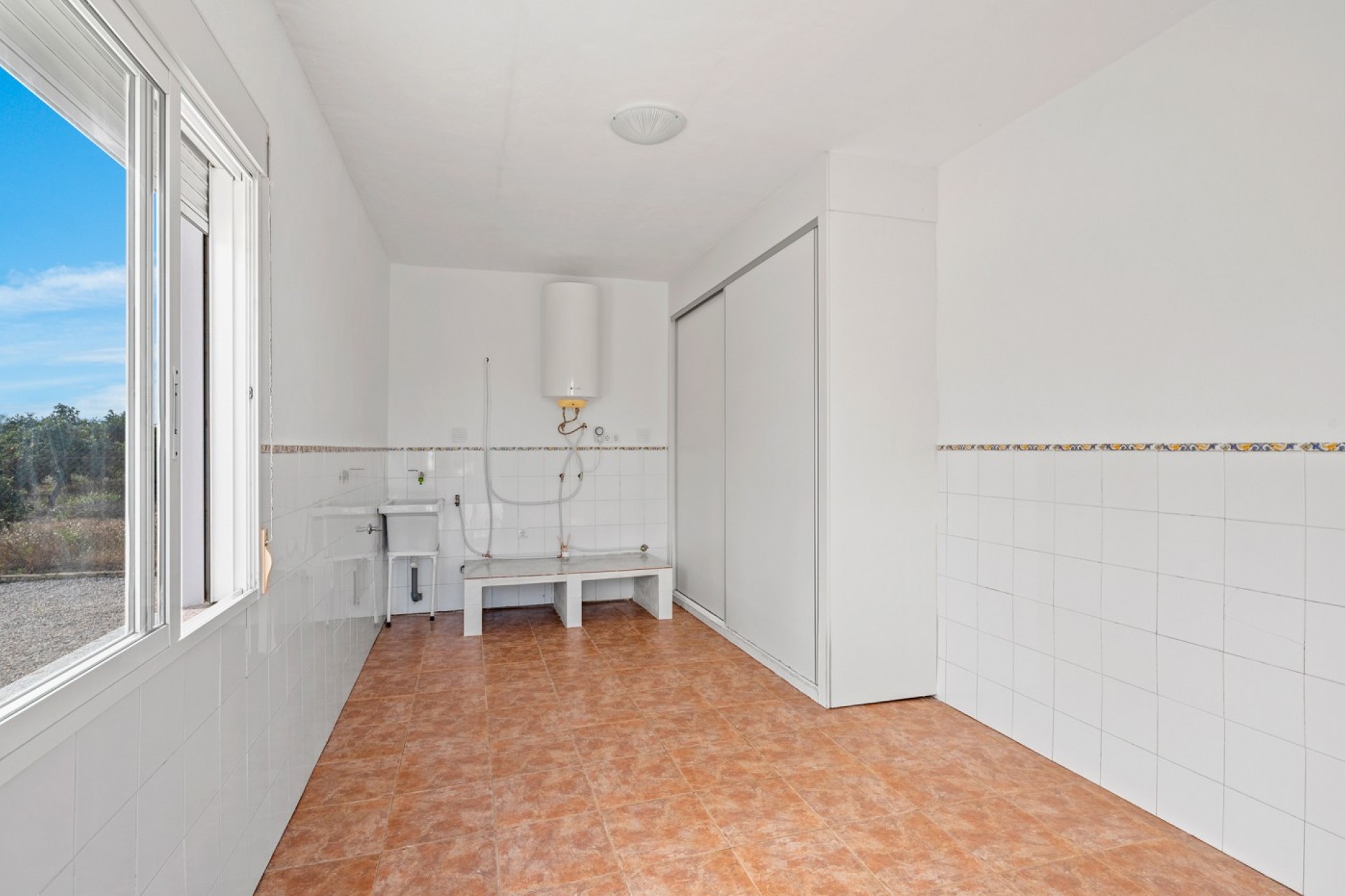 Wederverkoop - Landgoed - Dolores - Dolores - Veld