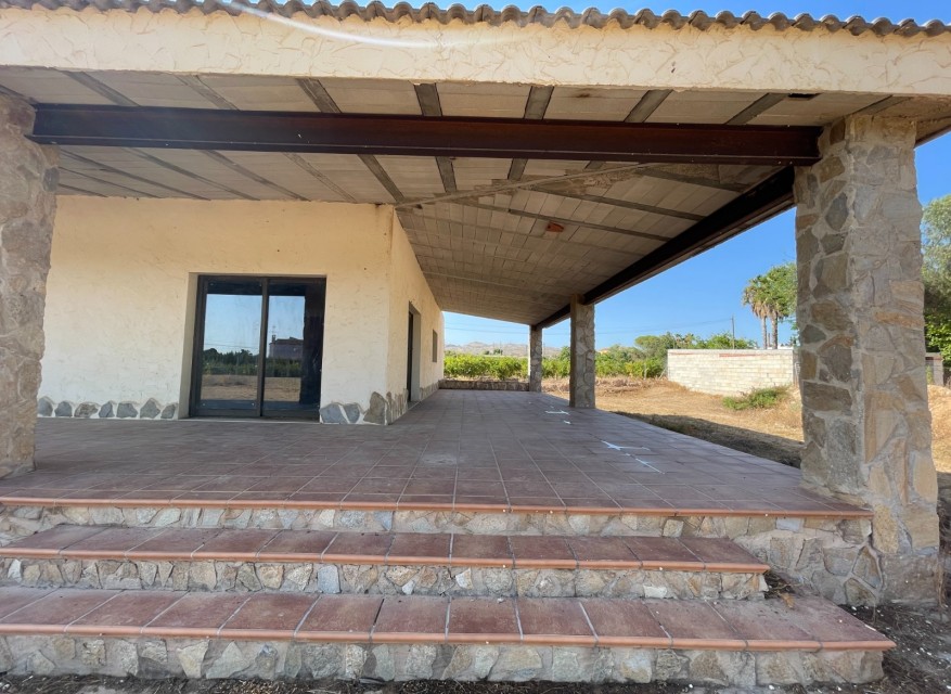 Wederverkoop - Landgoed - Elche - Matola