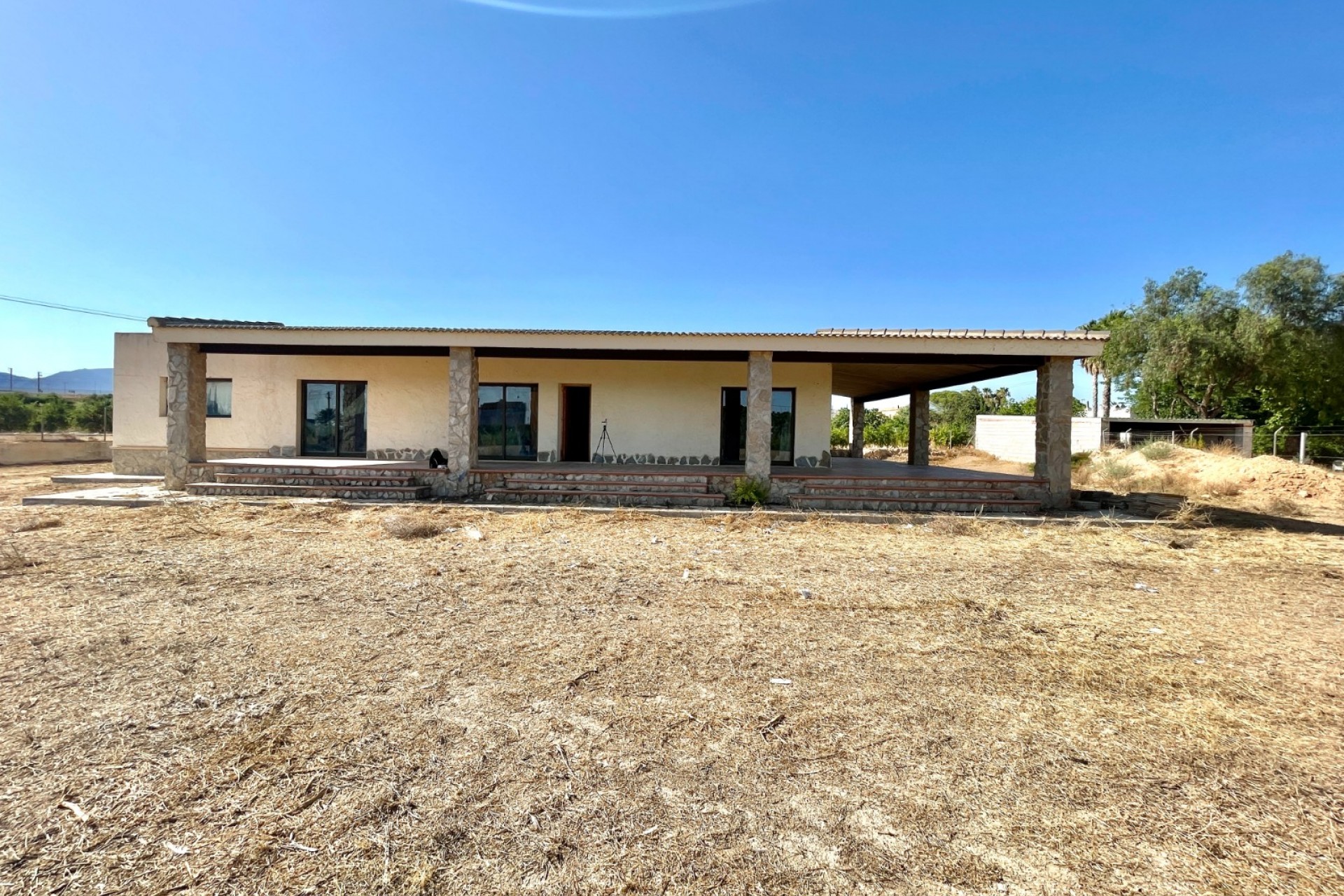 Wederverkoop - Landgoed - Elche - Matola