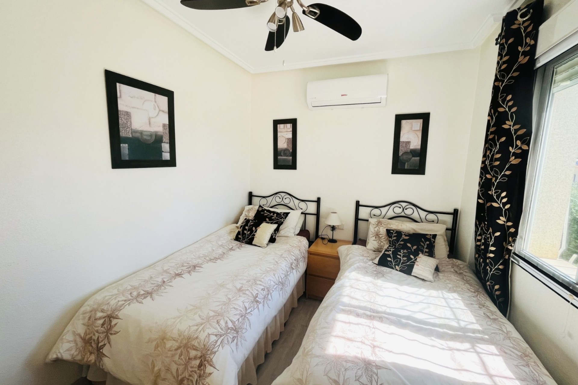 Wederverkoop - Quad Villa - Ciudad Quesada - La Marquesa
