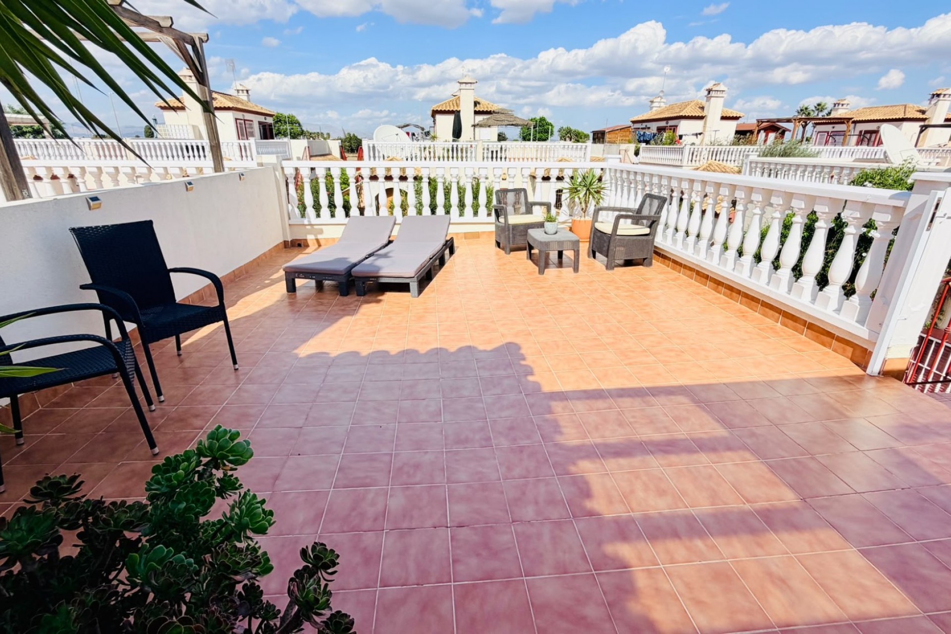 Wederverkoop - Vierkante Villa - Daya Vieja - Daya Vieja - Stad