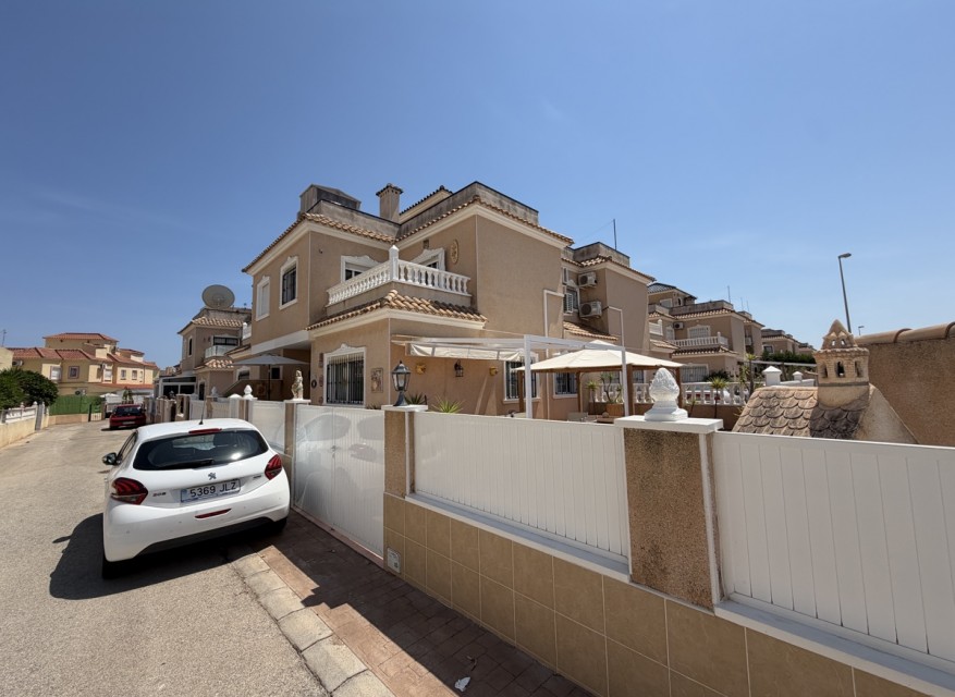 Wederverkoop - Vierkante Villa - Orihuela Costa - La Zenia