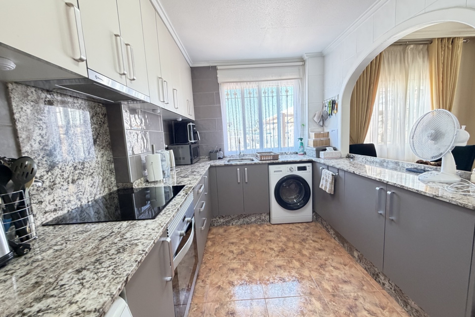 Wederverkoop - Vierkante Villa - Orihuela Costa - La Zenia