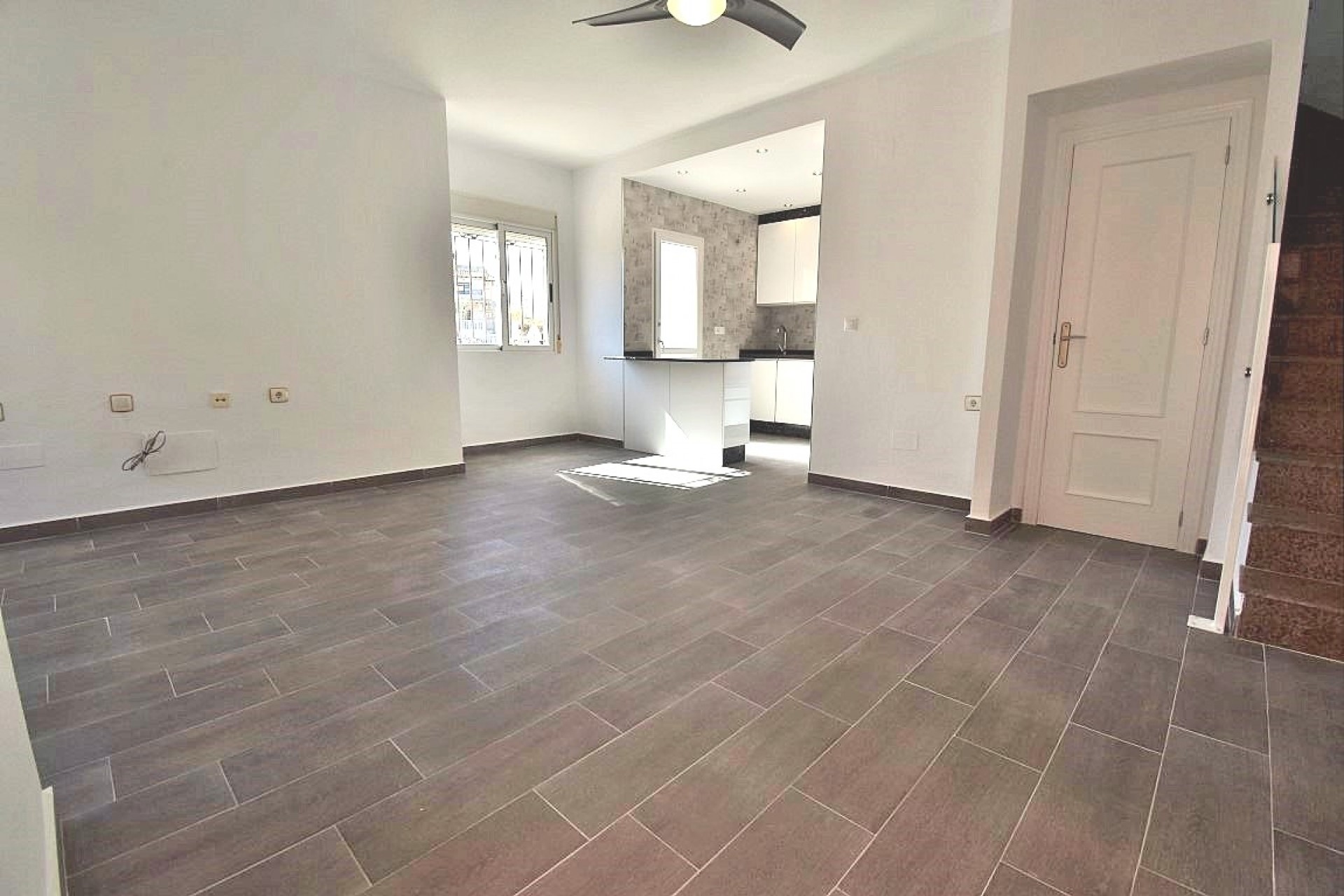 Wederverkoop - Vierkante Villa - Orihuela Costa - Playa Flamenca