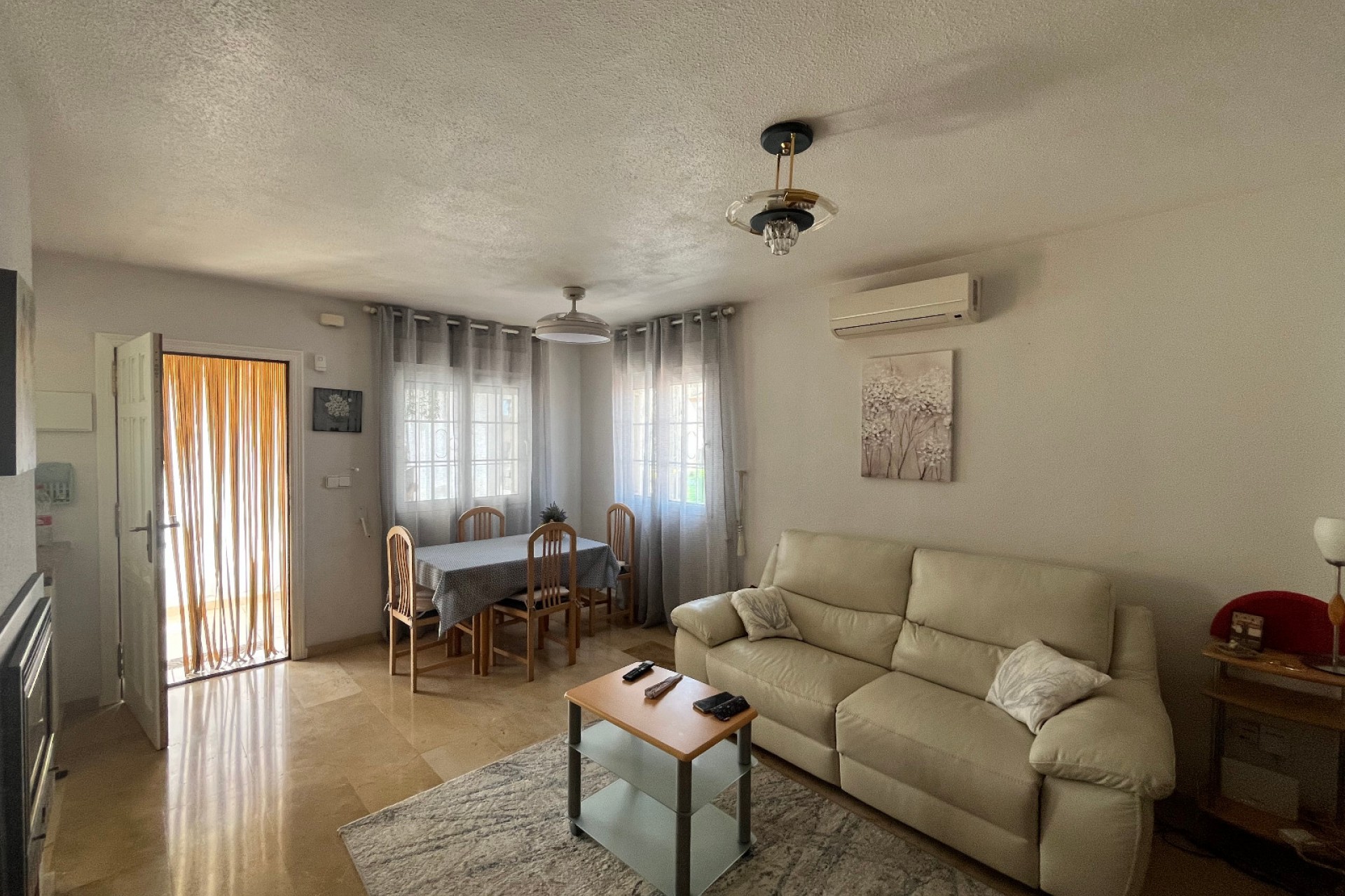 Wederverkoop - Vierkante Villa - Orihuela Costa - Playa Flamenca