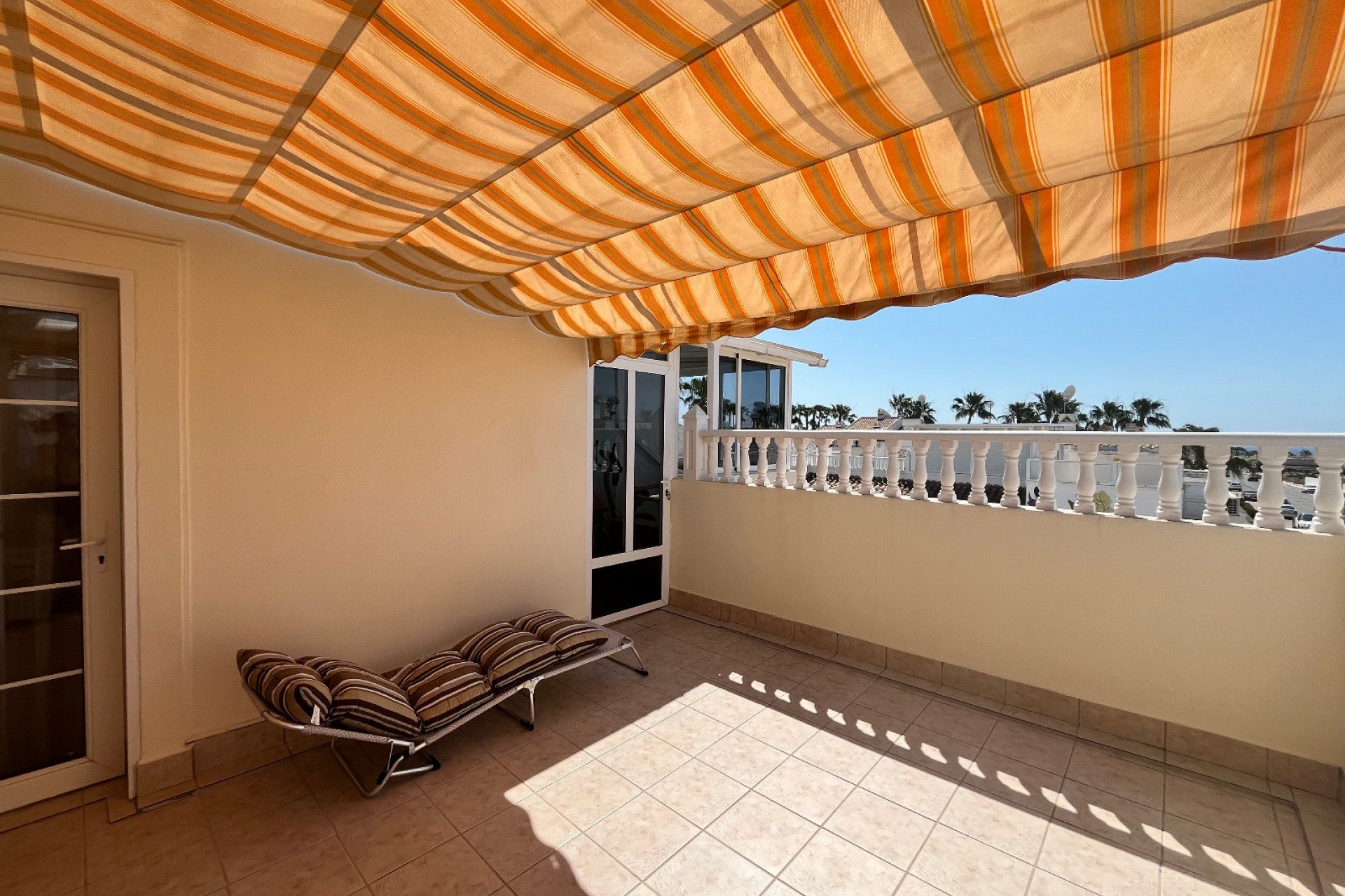 Wederverkoop - Vierkante Villa - Orihuela Costa - Playa Flamenca