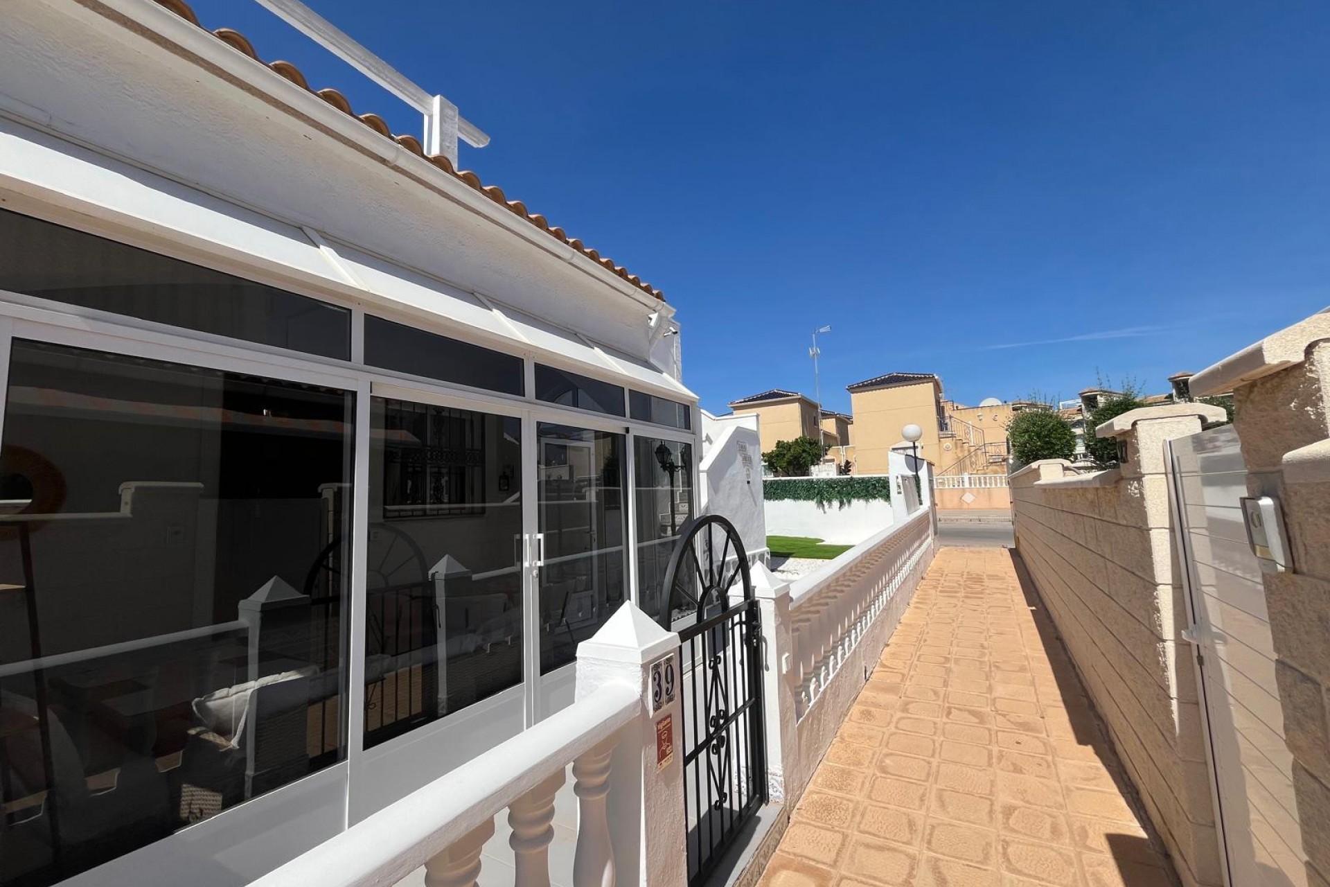Wederverkoop - Vierkante Villa - Orihuela Costa - Punta Prima
