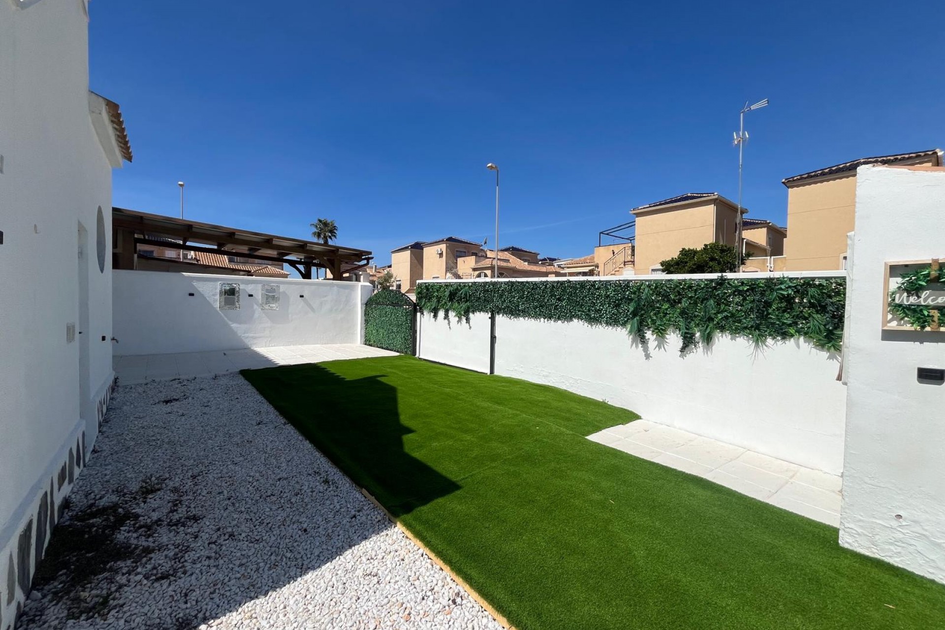 Wederverkoop - Vierkante Villa - Orihuela Costa - Punta Prima