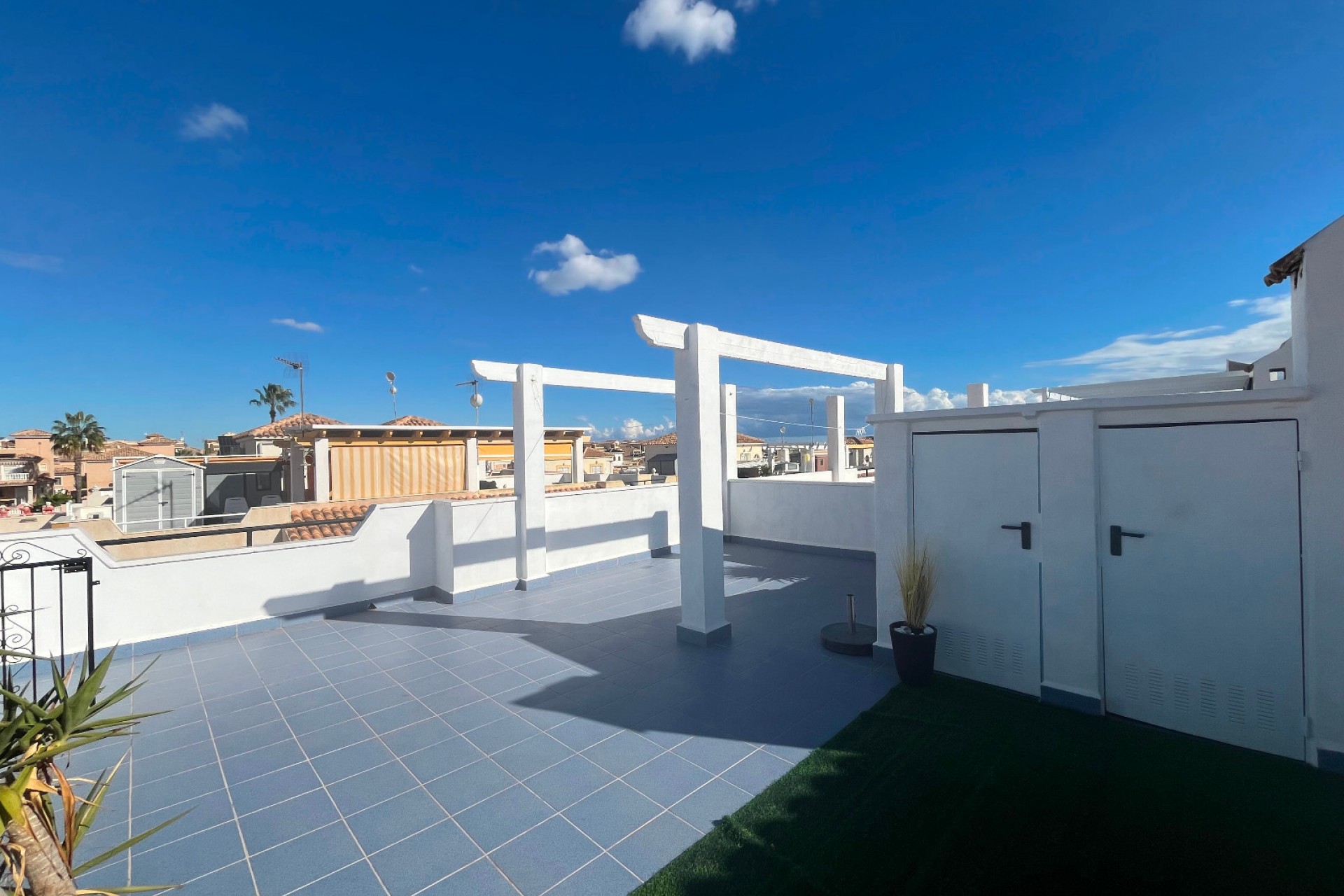 Wederverkoop - Vierkante Villa - Orihuela Costa - Punta Prima