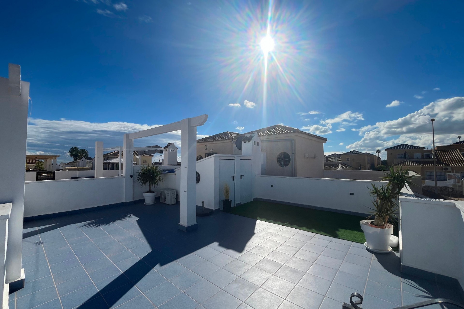 Wederverkoop - Vierkante Villa - Orihuela Costa - Punta Prima