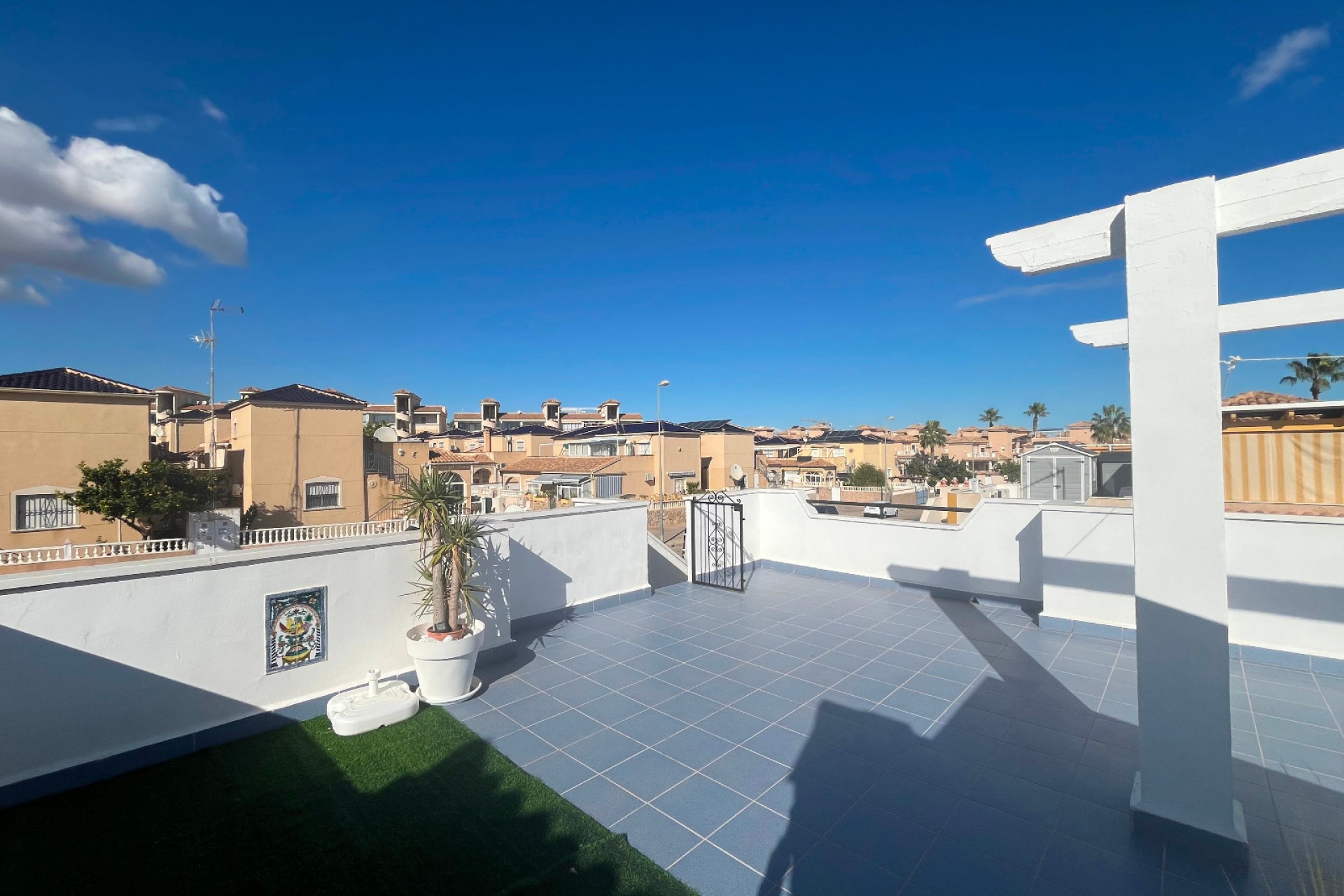 Wederverkoop - Vierkante Villa - Orihuela Costa - Punta Prima