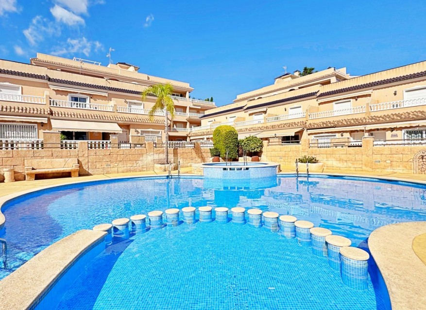 Wederverkoop - Vierkante Villa - Orihuela Costa - Villamartin