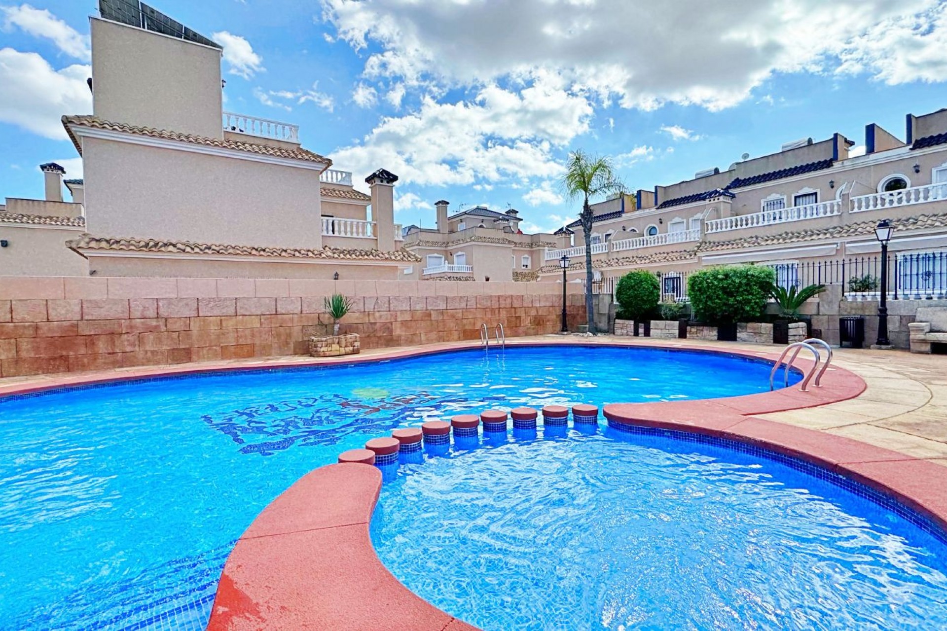 Wederverkoop - Vierkante Villa - Orihuela Costa - Villamartin