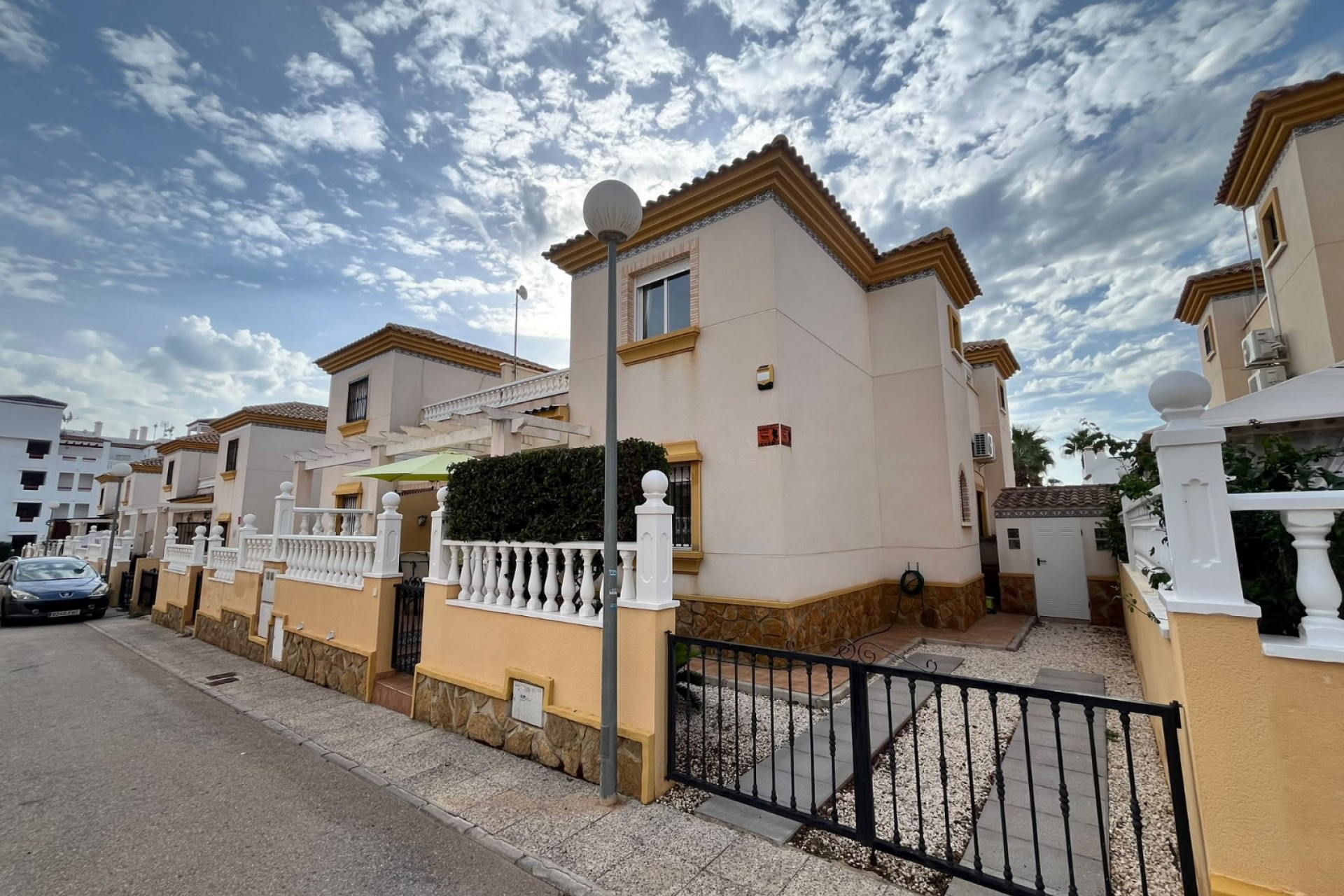 Wederverkoop - Vierkante Villa - Orihuela Costa - Villamartin