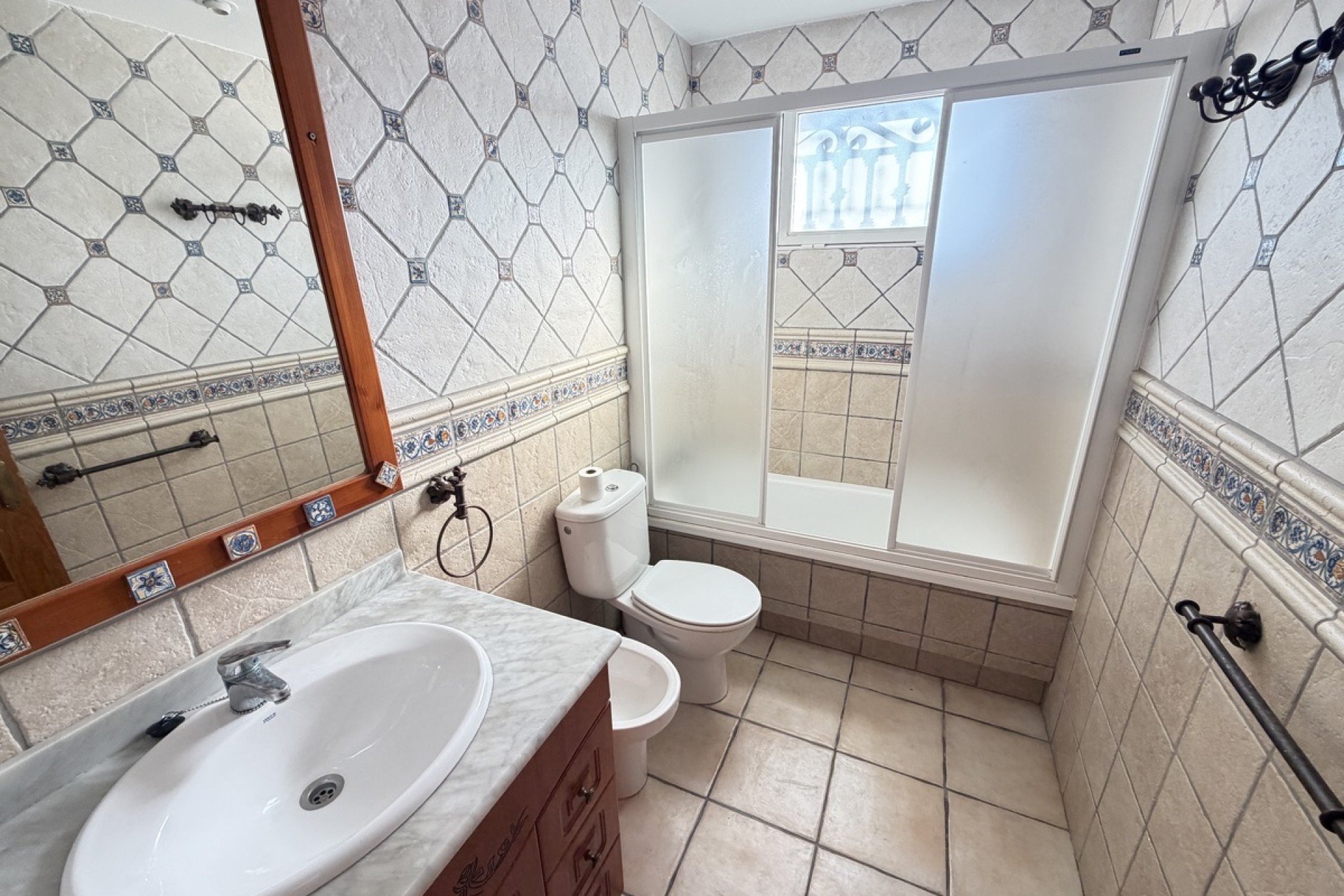 Wederverkoop - Vierkante Villa - Torrevieja - Los Balcones