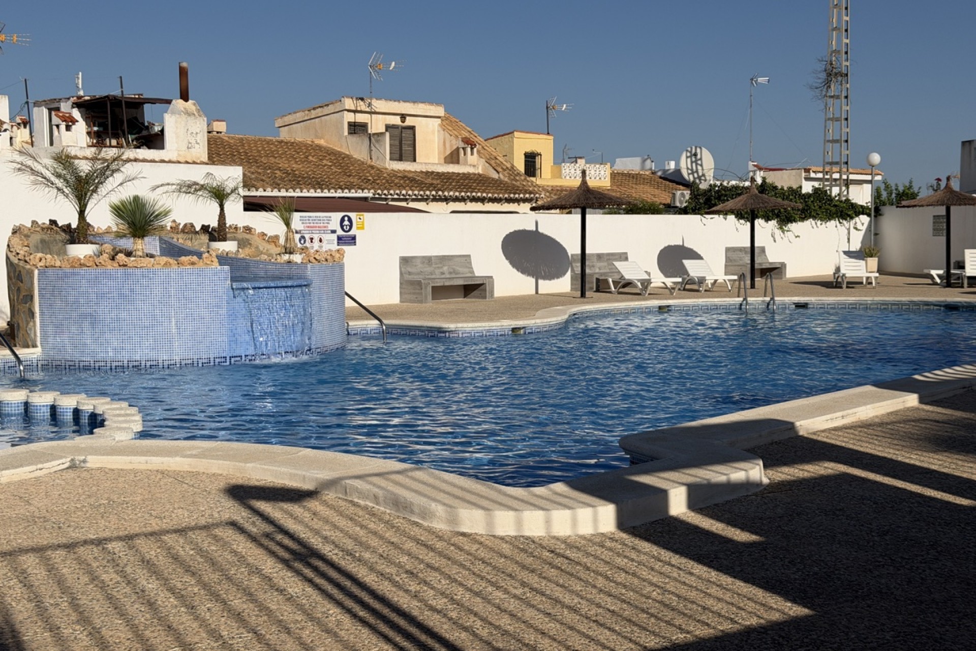 Wederverkoop - Vierkante Villa - Torrevieja - Los Balcones