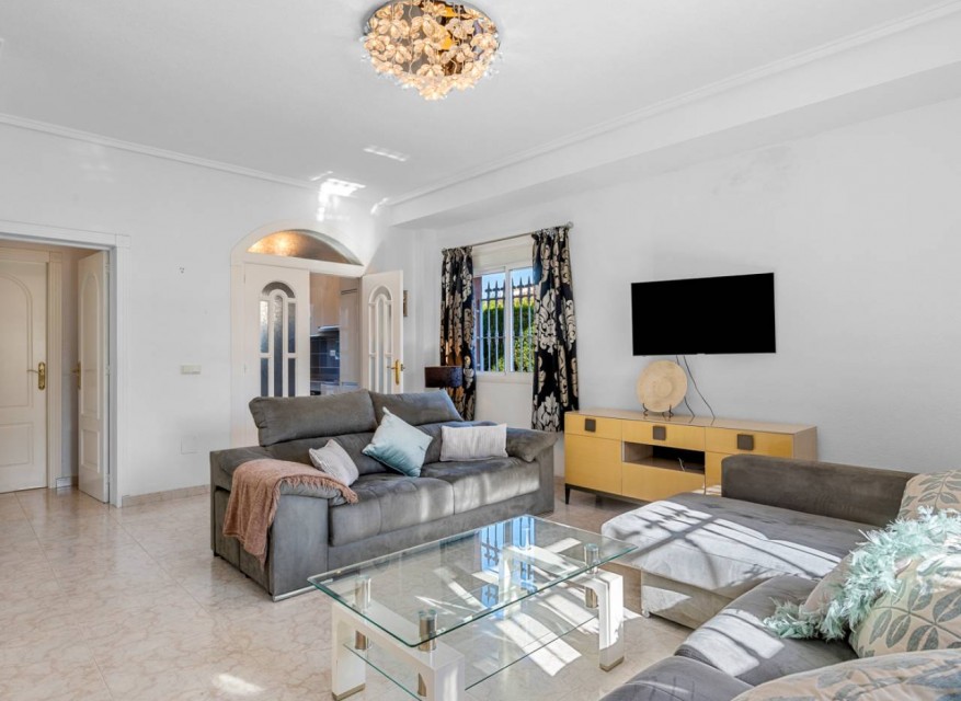 Wederverkoop - Vrijstaande Villa - Ciudad Quesada - Doña Pepa