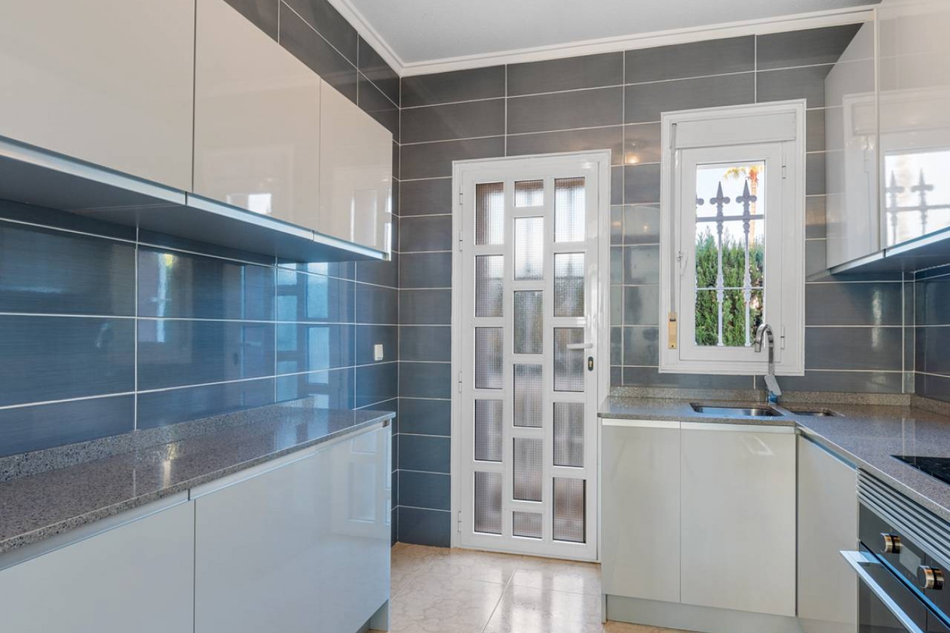 Wederverkoop - Vrijstaande Villa - Ciudad Quesada - Doña Pepa