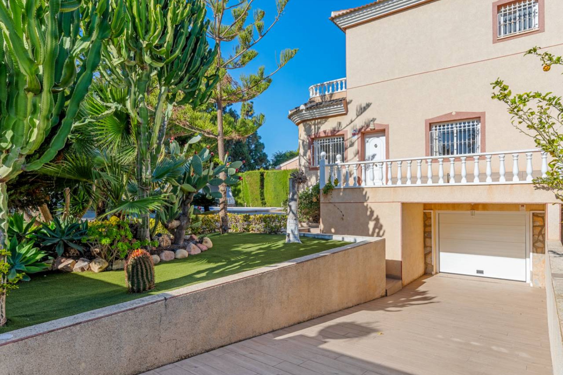 Wederverkoop - Vrijstaande Villa - Ciudad Quesada - Doña Pepa