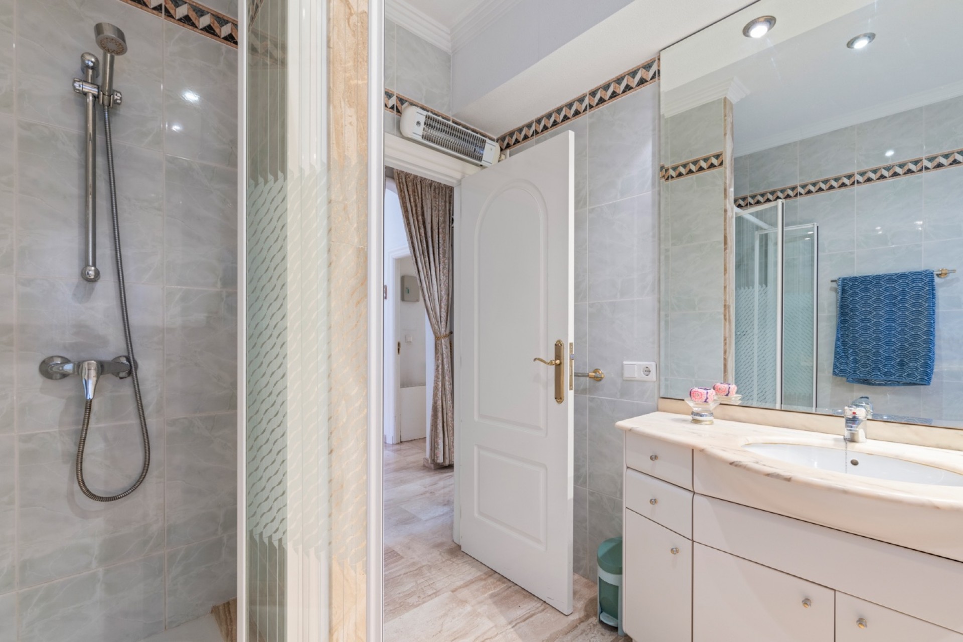 Wederverkoop - Vrijstaande Villa - Ciudad Quesada - Doña Pepa