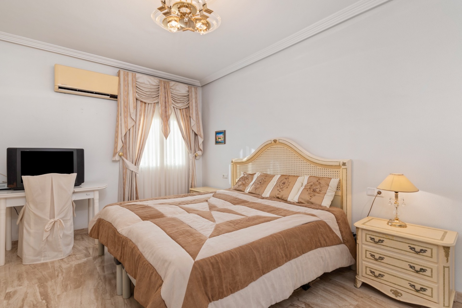 Wederverkoop - Vrijstaande Villa - Ciudad Quesada - Doña Pepa