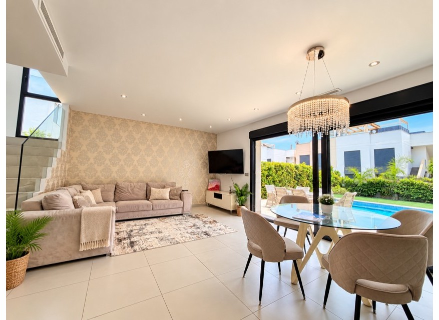 Wederverkoop - Vrijstaande Villa - Ciudad Quesada - Doña Pepa