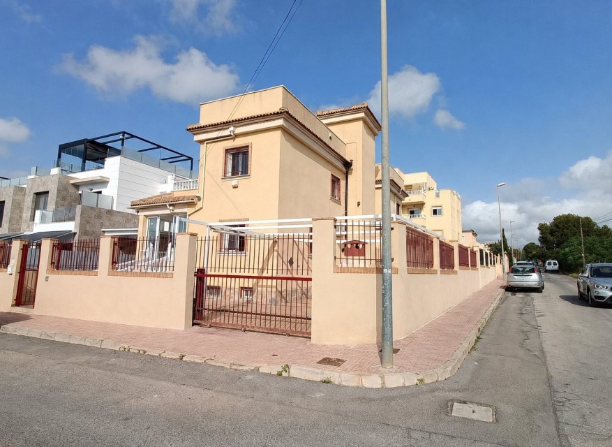 Wederverkoop - Vrijstaande Villa - Orihuela Costa - Lomas de Don Juan
