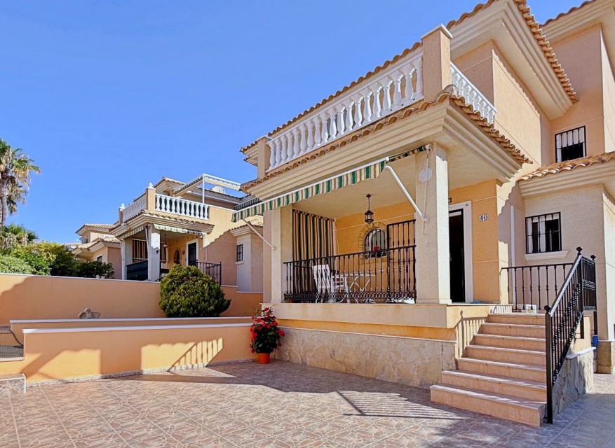 Wederverkoop - Vrijstaande Villa - Orihuela Costa - Punta Prima