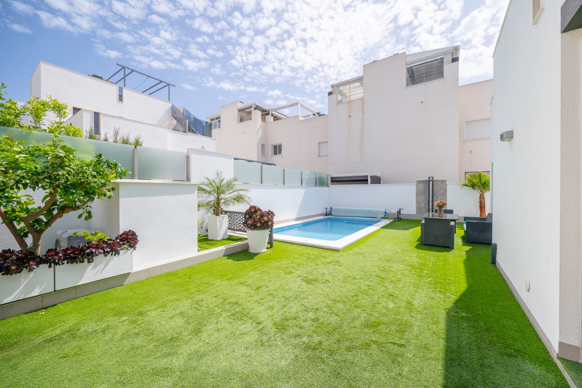 Wederverkoop - Vrijstaande Villa - Torrevieja - Aguas Nuevas