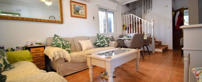 If you are looking for a home on the Costa Blanca South, you will love this semi-detached for sale in La Zenia