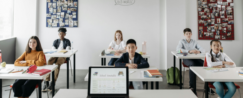 Are you thinking of buying a property on the Costa Blanca? If you have school-age children, you will find this guide to international schools very useful