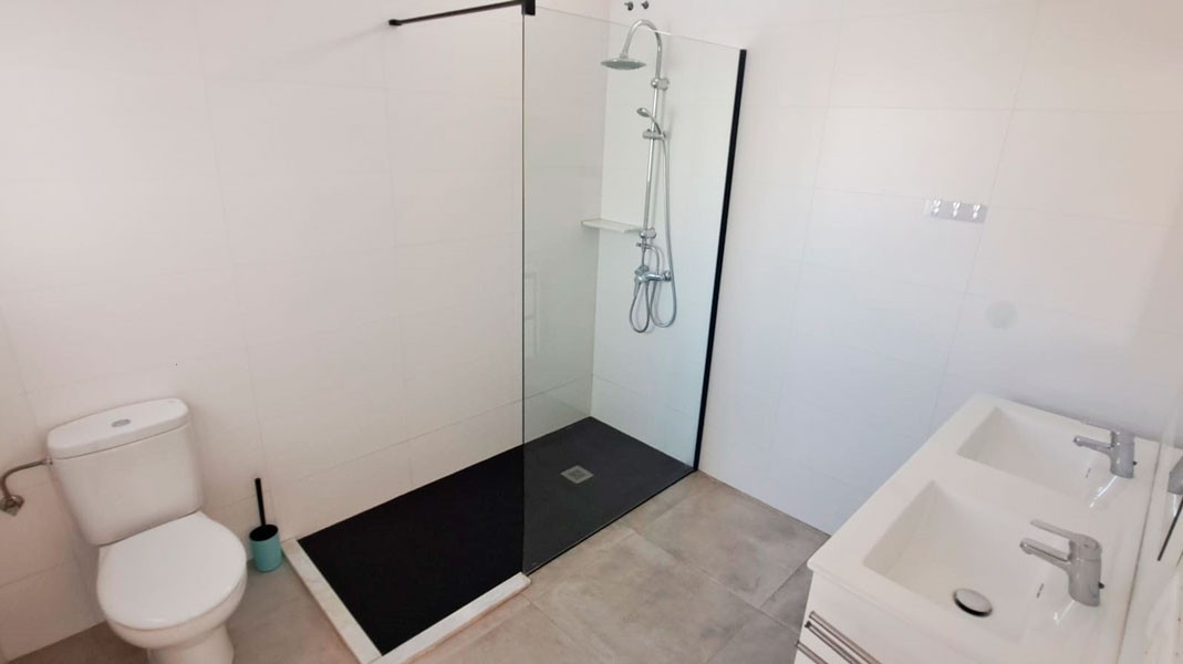 Finca with 3 Bedrooms in Catral, Alicante with Large Plot and Mountain View